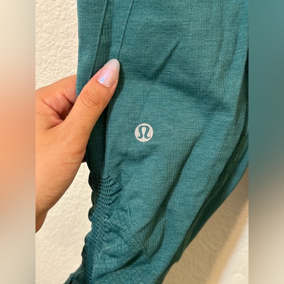 EUC LULULEMON In The Flow Crop II Heathered Real Teal Leggings - Picture 7 of 14